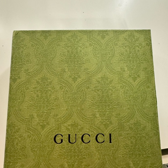 GG Marmont thin leather belt w/ shiny buckle - Picture 5 of 5